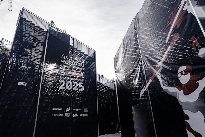NÜSSLI event structure with perimeter cladding for the 2025 FIS Alpine World Ski Championships in Saalbach