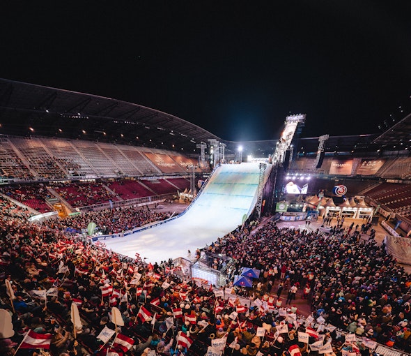Temporäre Big-Air-Anlagen und Schanzen für Sportveranstaltungen Big-Air-Rampen und Strukturen für Events