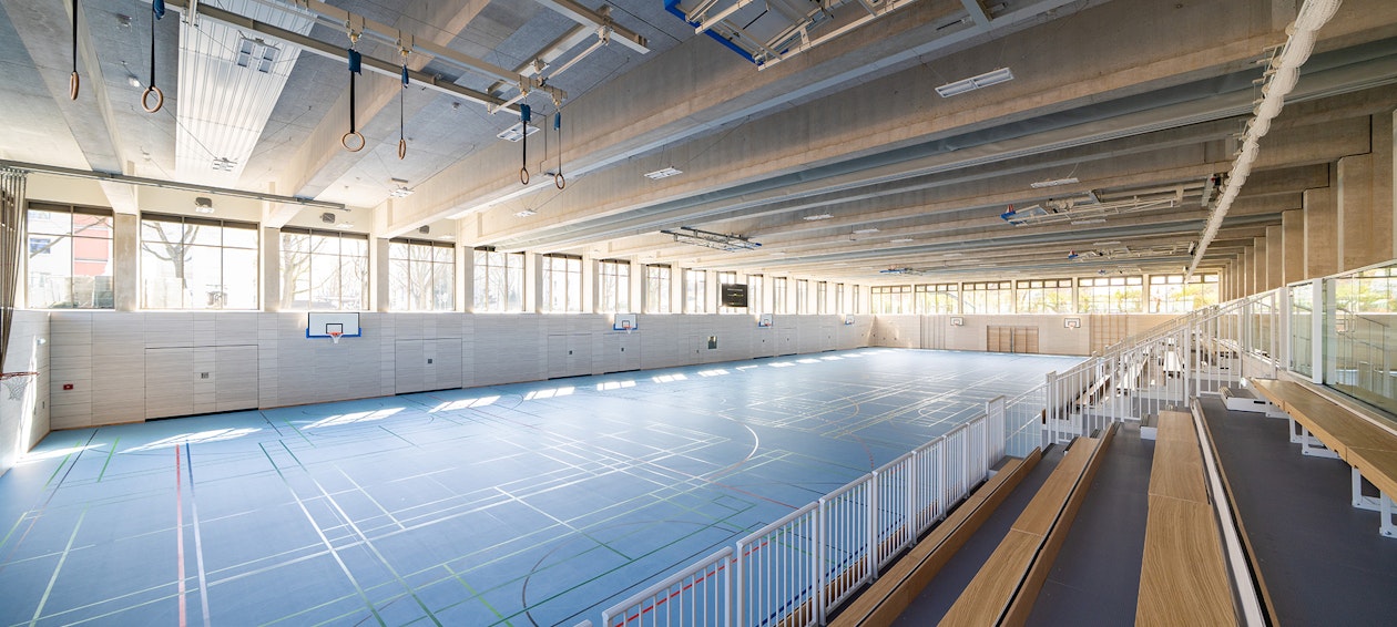 Bauliche Umsetzung und Projektmangement Entwicklung einer permanenten Achtfach-Sporthalle