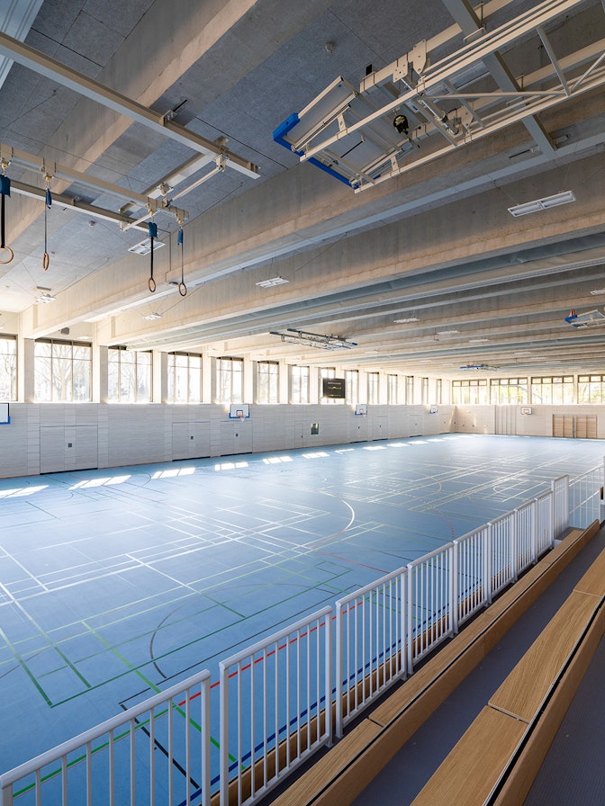 Bauliche Umsetzung und Projektmangement Entwicklung einer permanenten Achtfach-Sporthalle