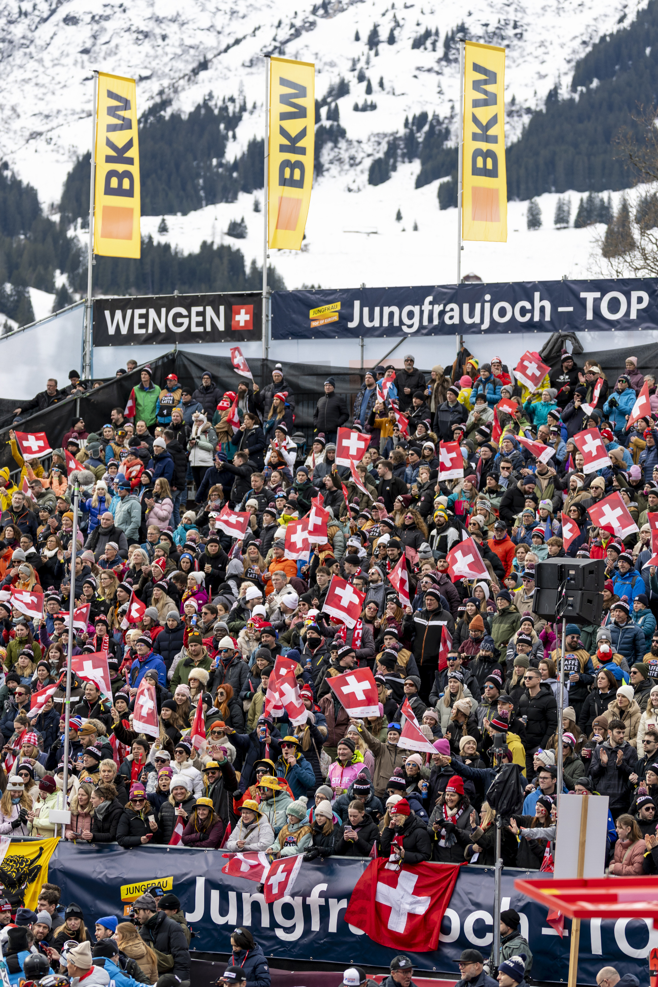 NÜSSLI realisiert für die Ski-Weltcuo Rennen in Wengen jährlich diverse Eventstrukturen und Tribünen.