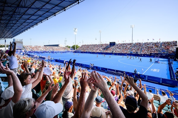 Stadionerweiterung mit temporären Tribünen