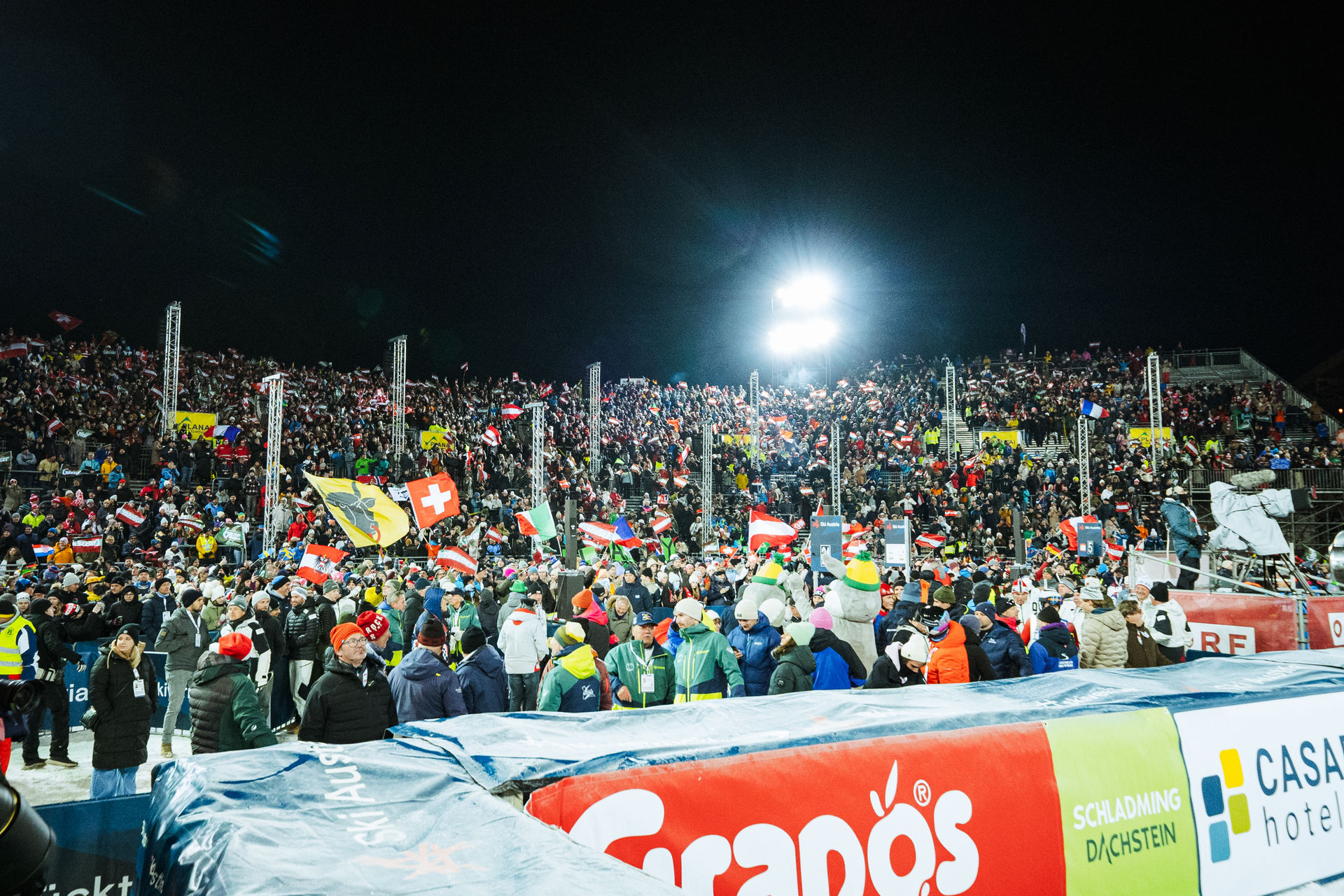 NÜSSLI realisiert Zuschauertribünen für Wintersportevents.