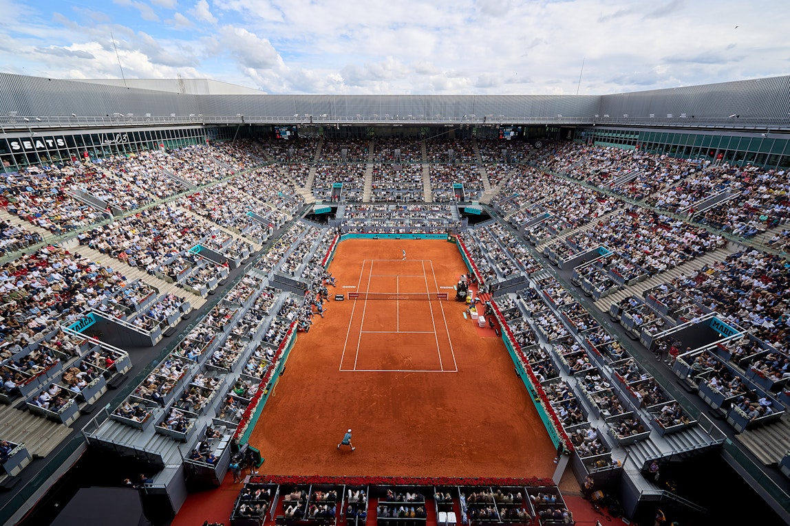 NUSSLI réalise des infrastructures événementielles sur mesure pour le Mutua Madrid Open.