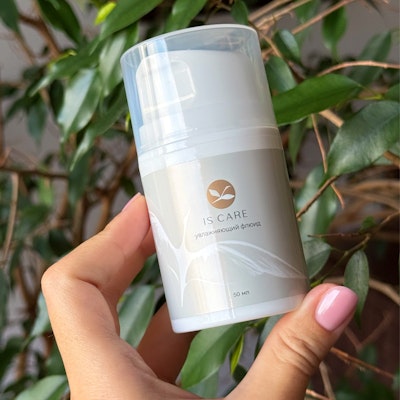 Увлажняющий флюид-крем IS CARE