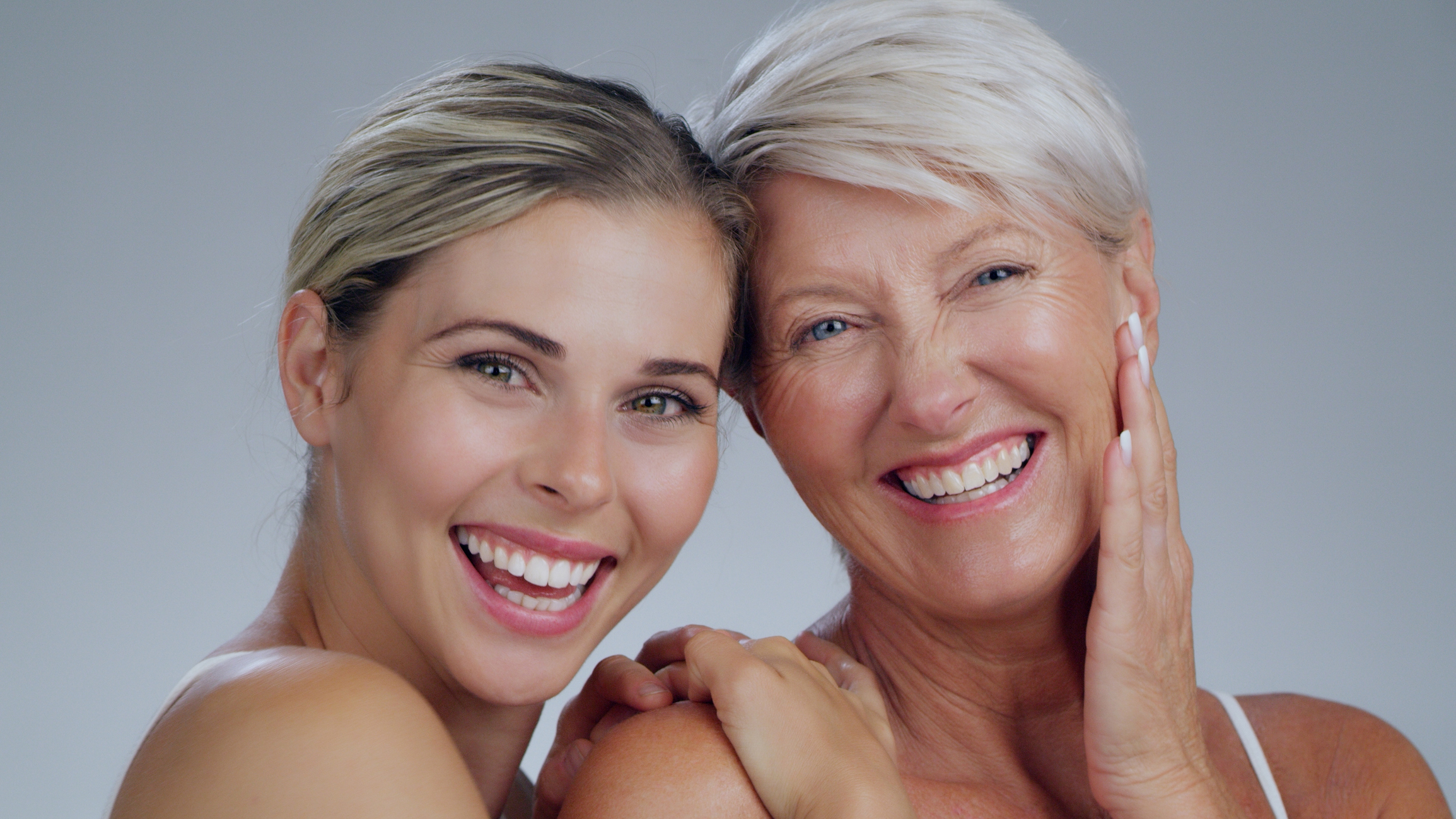 Dr. Robert Cohen Blog | Breast Augmentation at 20 vs. 40: How Age Affects Your Results