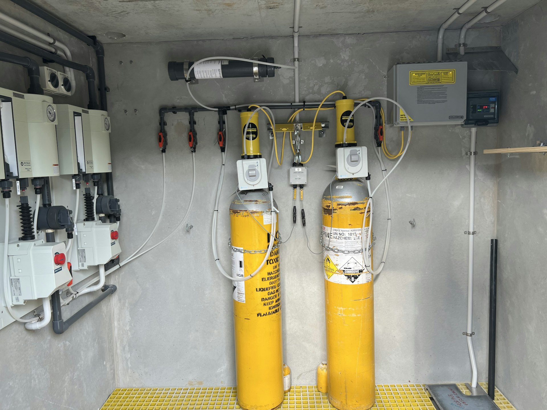 Chlorine Disinfection Solutions Safety Shut-Off Valves Chlorine Disinfection Solutions Safety Shut-Off Valves