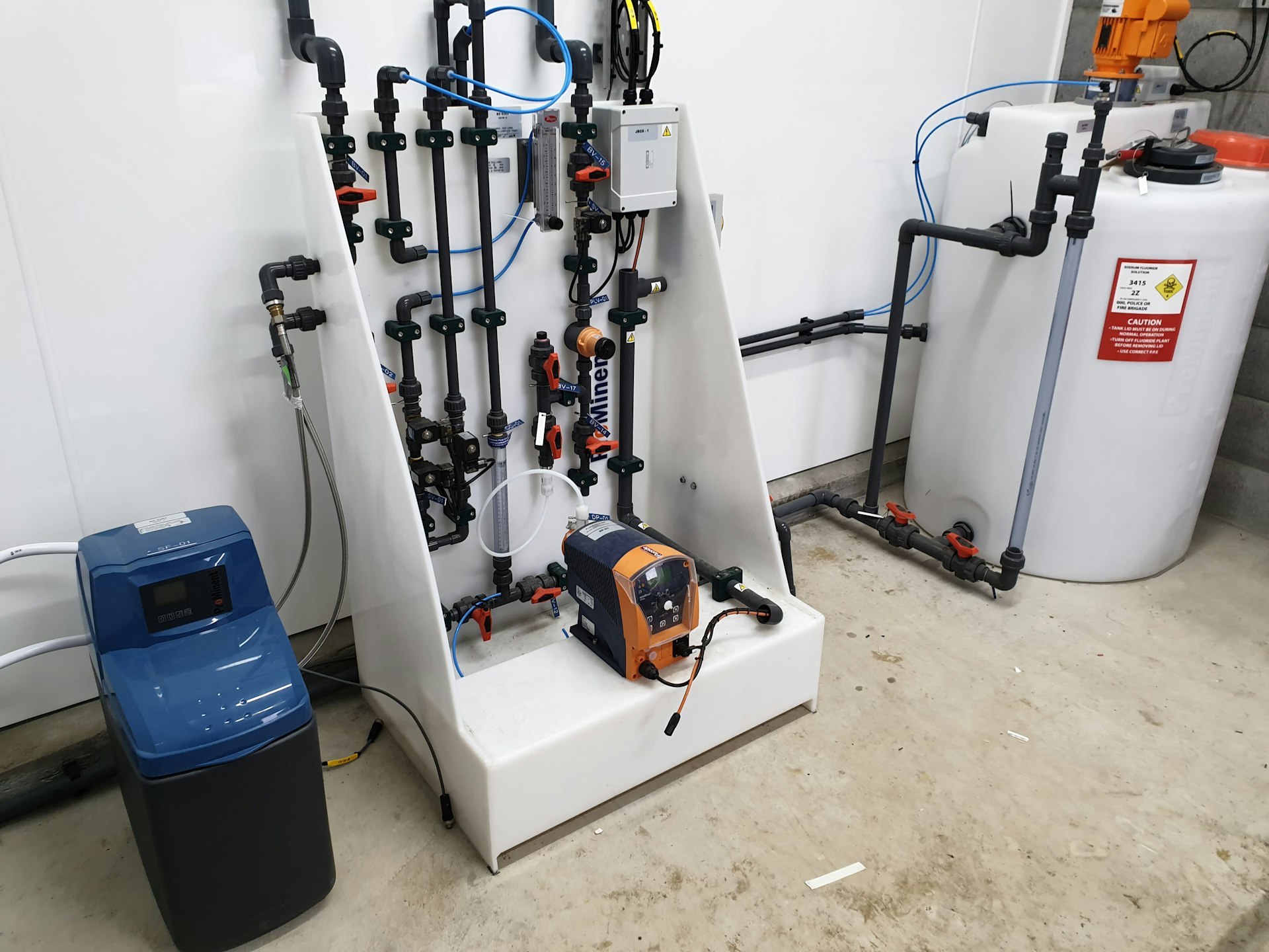 Fluoride Dosing System Water Fluoridation Sodium Fluoride (NaF) Fluoride Dosing System Water Fluoridation Sodium Fluoride (NaF)