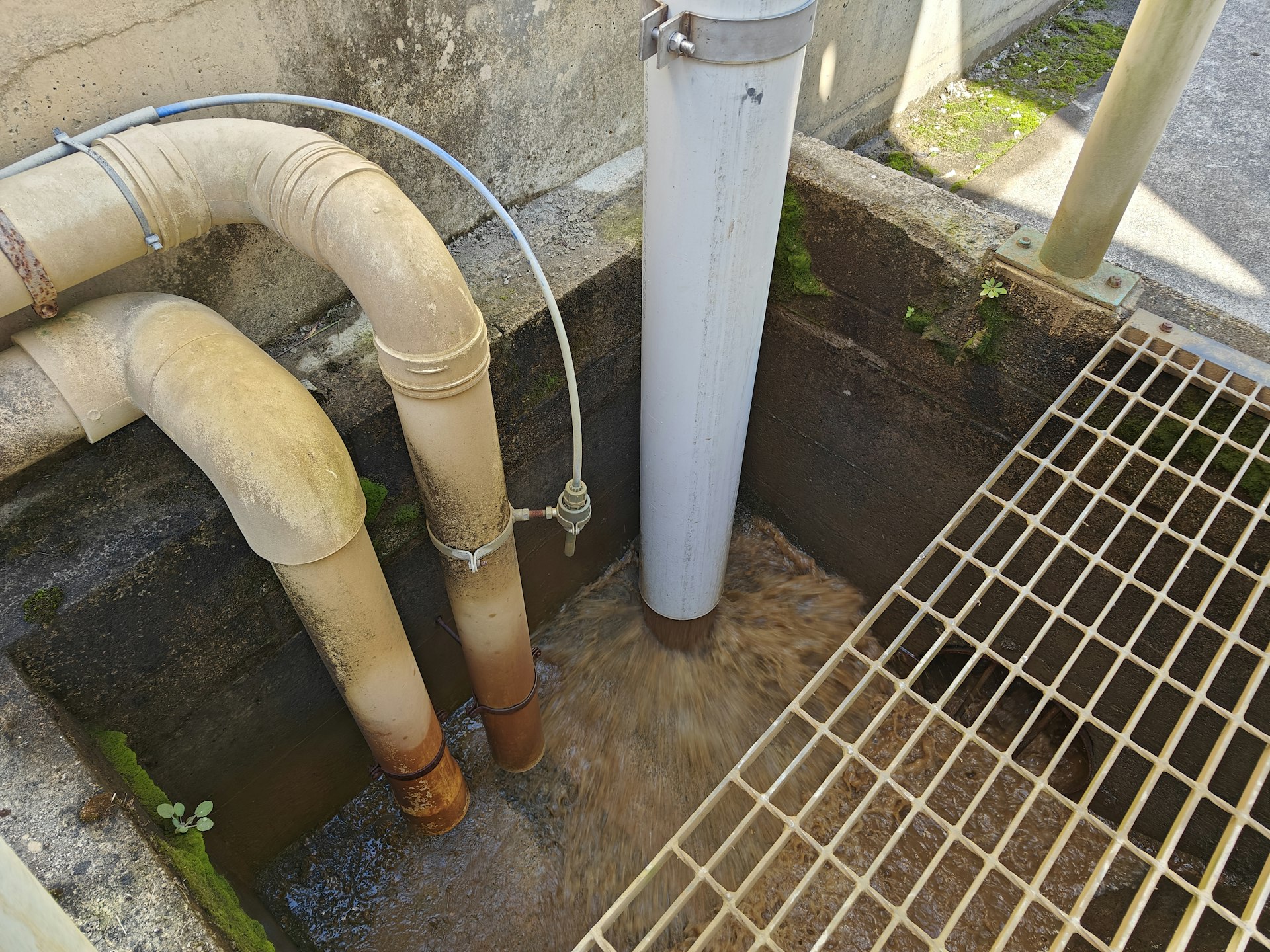SedVac Sludge Removal System SedVac Sludge Removal System