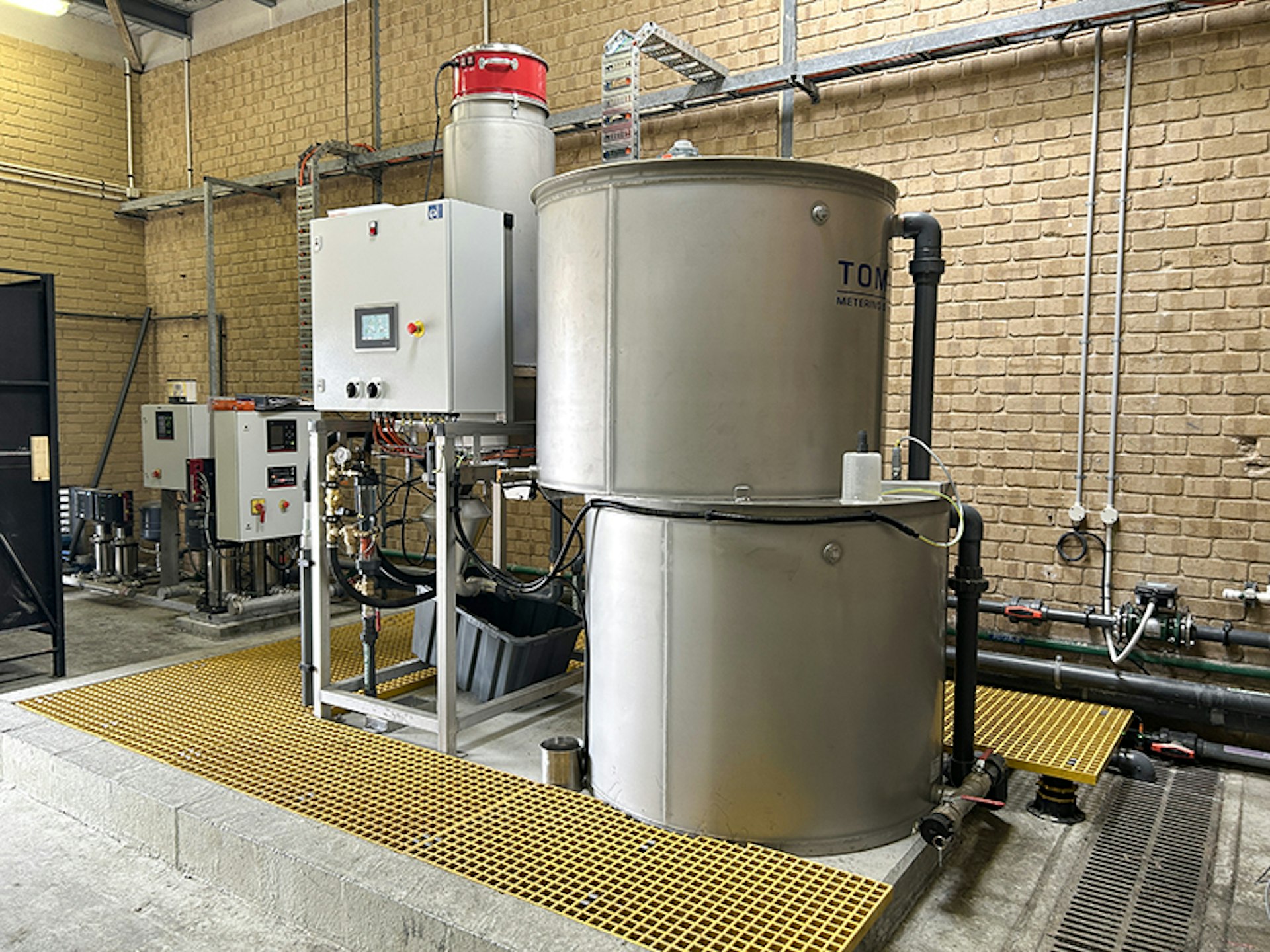 Prominent Tomal polymer batching system installed at Lance Creek water treatment plant Prominent Tomal polymer batching system installed at Lance Creek water treatment plant