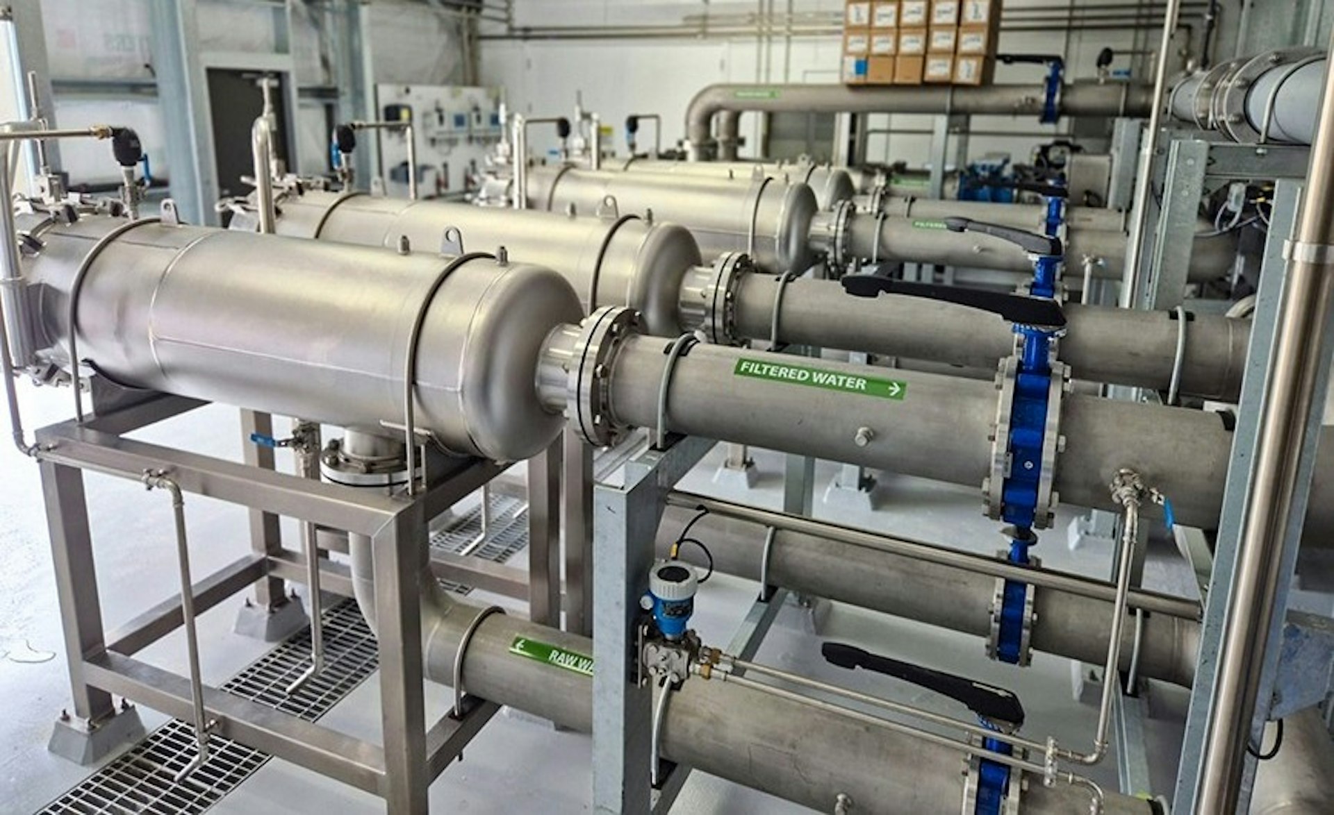Stainless steel cartridge filtration vessels installed at Roots Street Water Treatment Plant.
