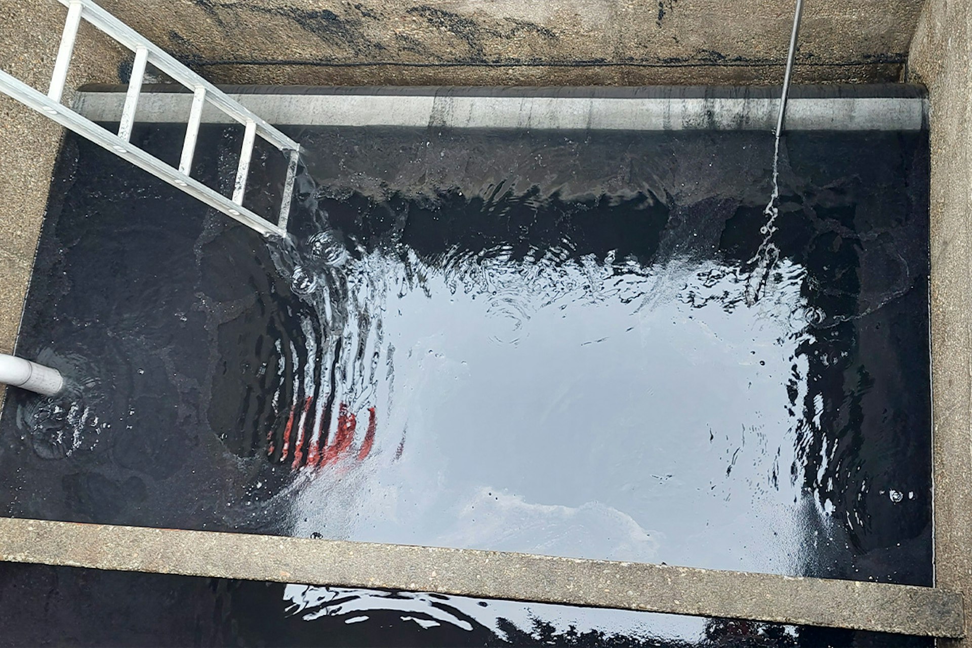 Granular activated carbon filter refurbished during a live brownfield water treatment plant upgrade