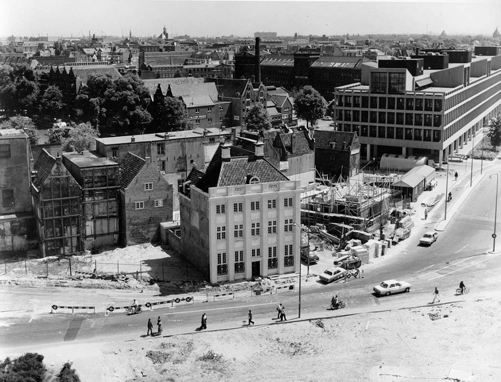 Geurt Brinkgreve en de strijd om het Huis de Pinto