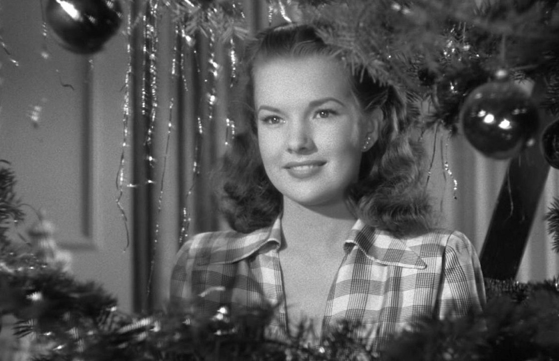 IT HAPPENED ON 5TH AVENUE