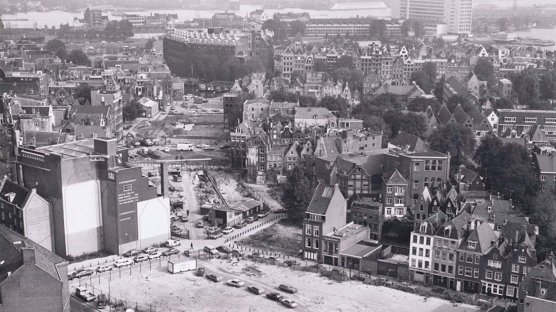 Documentaire De strijd om de Nieuwmarkt