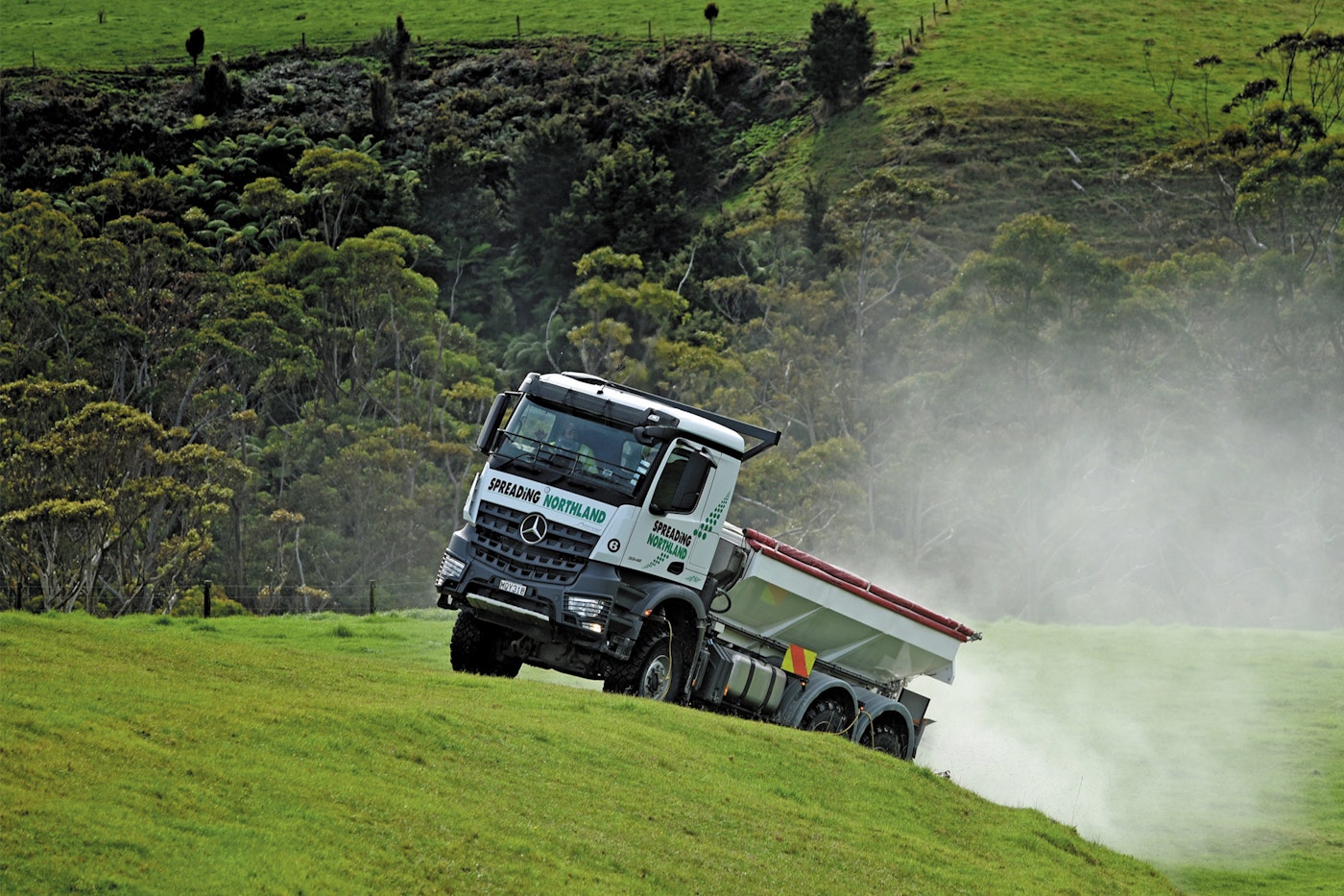 Spreading Northland's 6x6 Mercedes-Benz Arocs spreader from Keith Andrews.