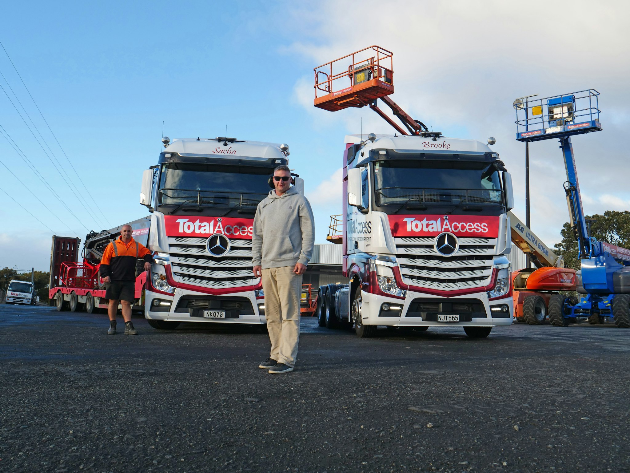 Total Access Solutions' Mercedes-Benz Actros 2663LS 6x4 Transporter vehicles from Keith Andrews.