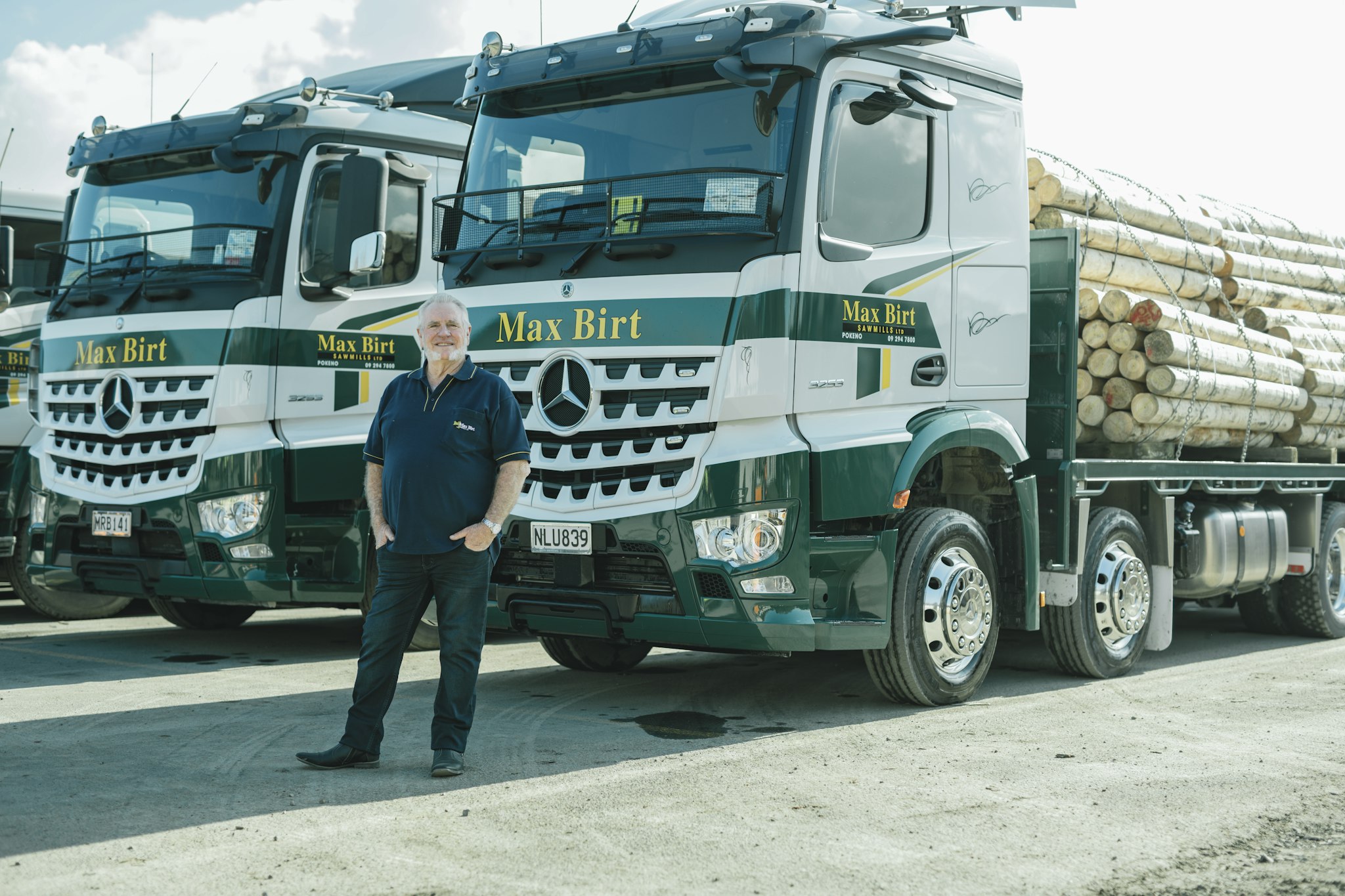 Max Birt's Mercedes-Benz 8x4 Arocs 3253L logging trucks from Keith Andrews.