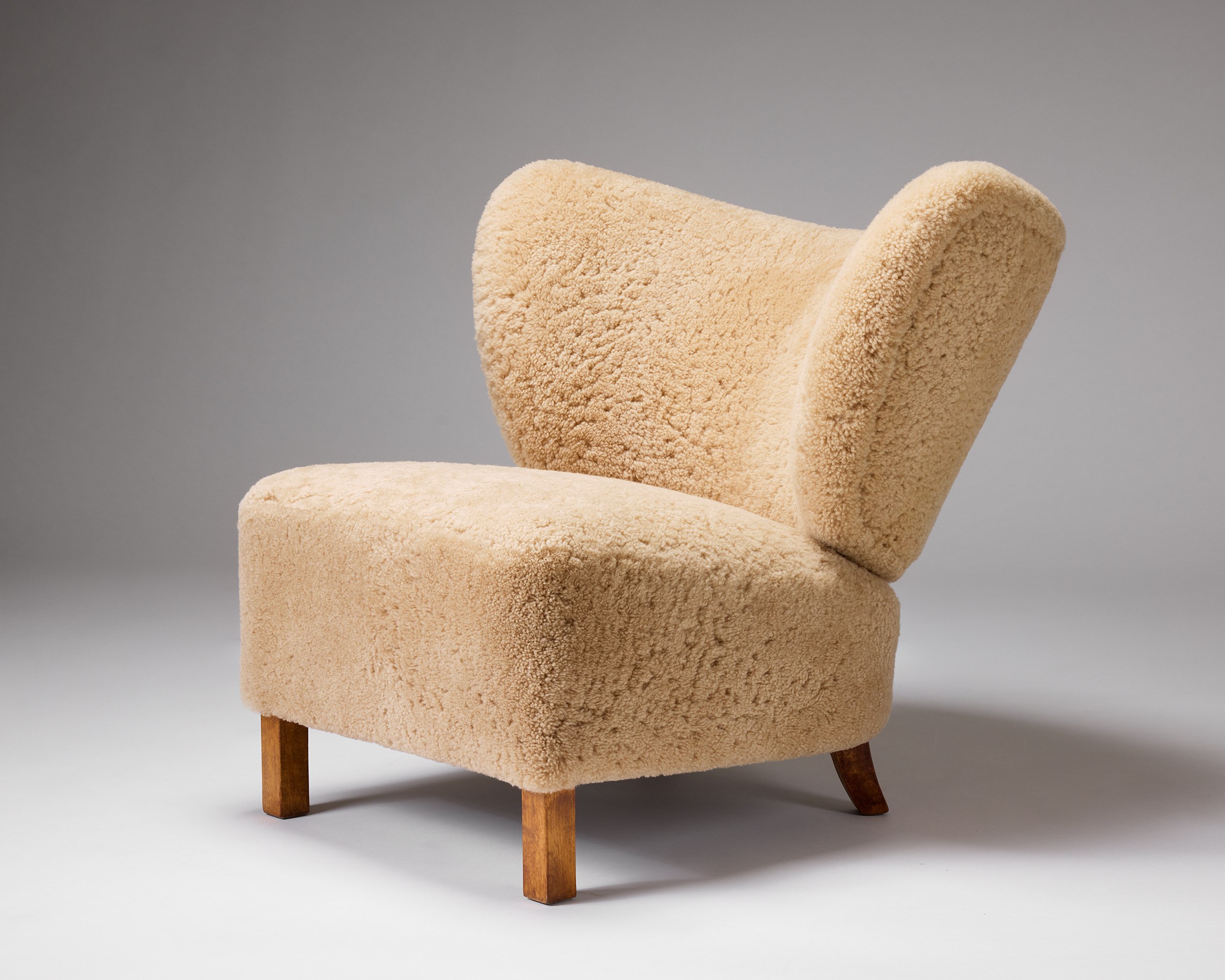 Pine stool 'Jonte' designed by Gilbert Marklund, Sweden, 1970s