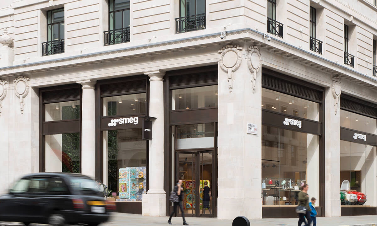 Outside view of Smeg store