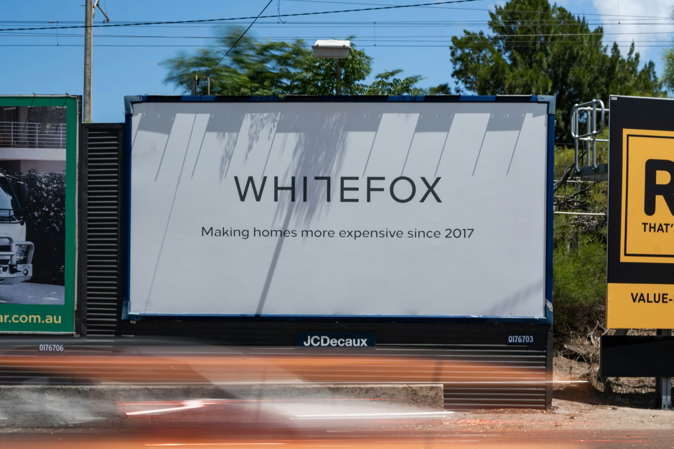 advertisement