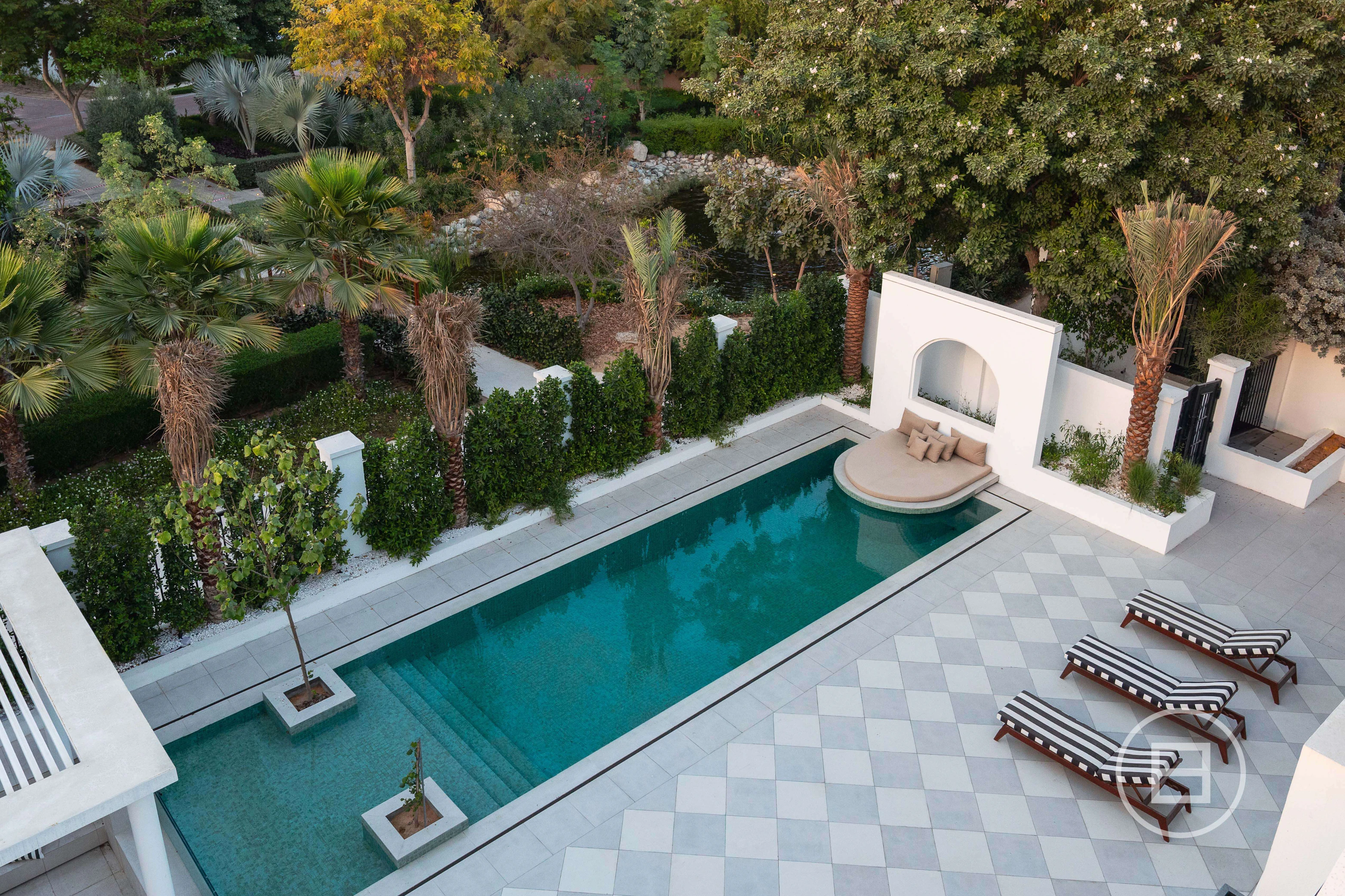 pool