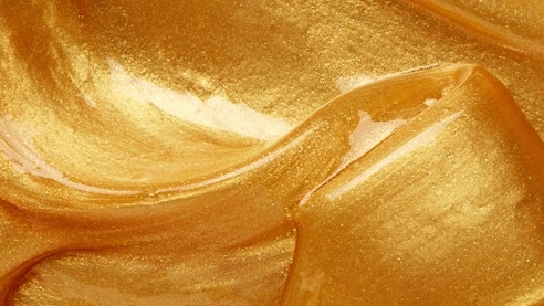 Massage à l'or Masse crémeuse avec des particules d'or