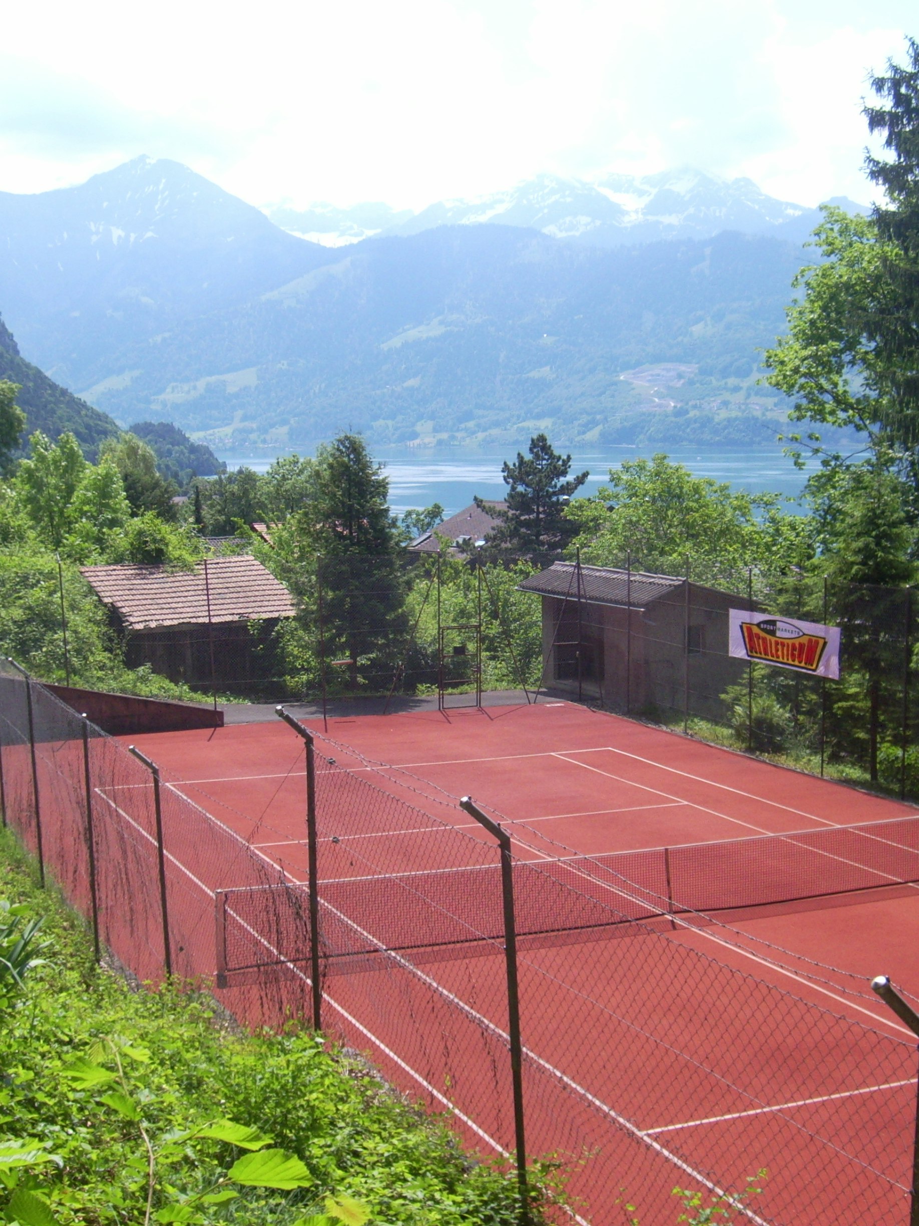 Tennisplatz Merligen Tennisplatz Merligen