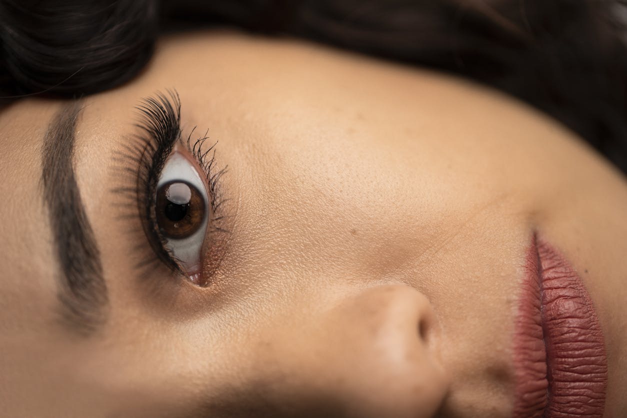 woman close up on eye