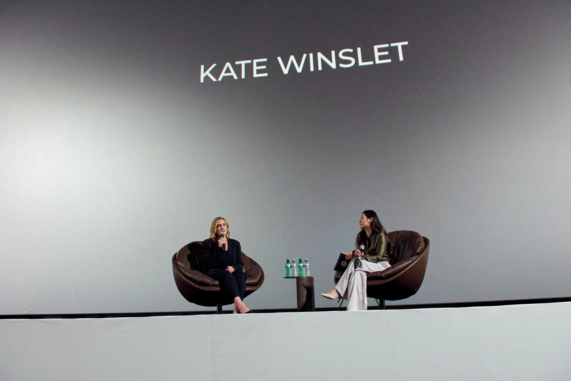 https://www.datocms-assets.com/152459/1747028061-zff-masters-2024_kate-winslet_arena-sihlcity-pascal-bovey_for-zff-2.jpg?fm=webp