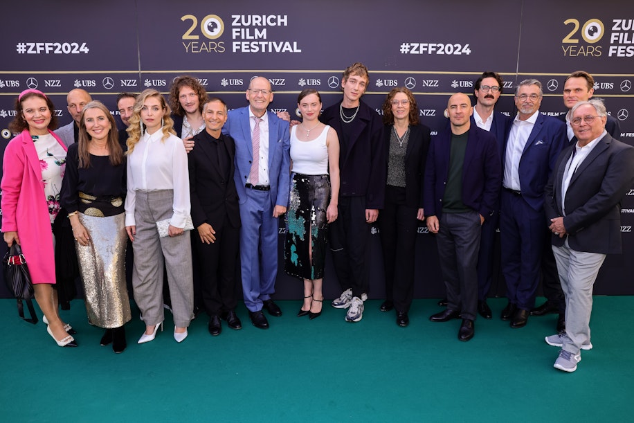 ZFF Green Carpet
