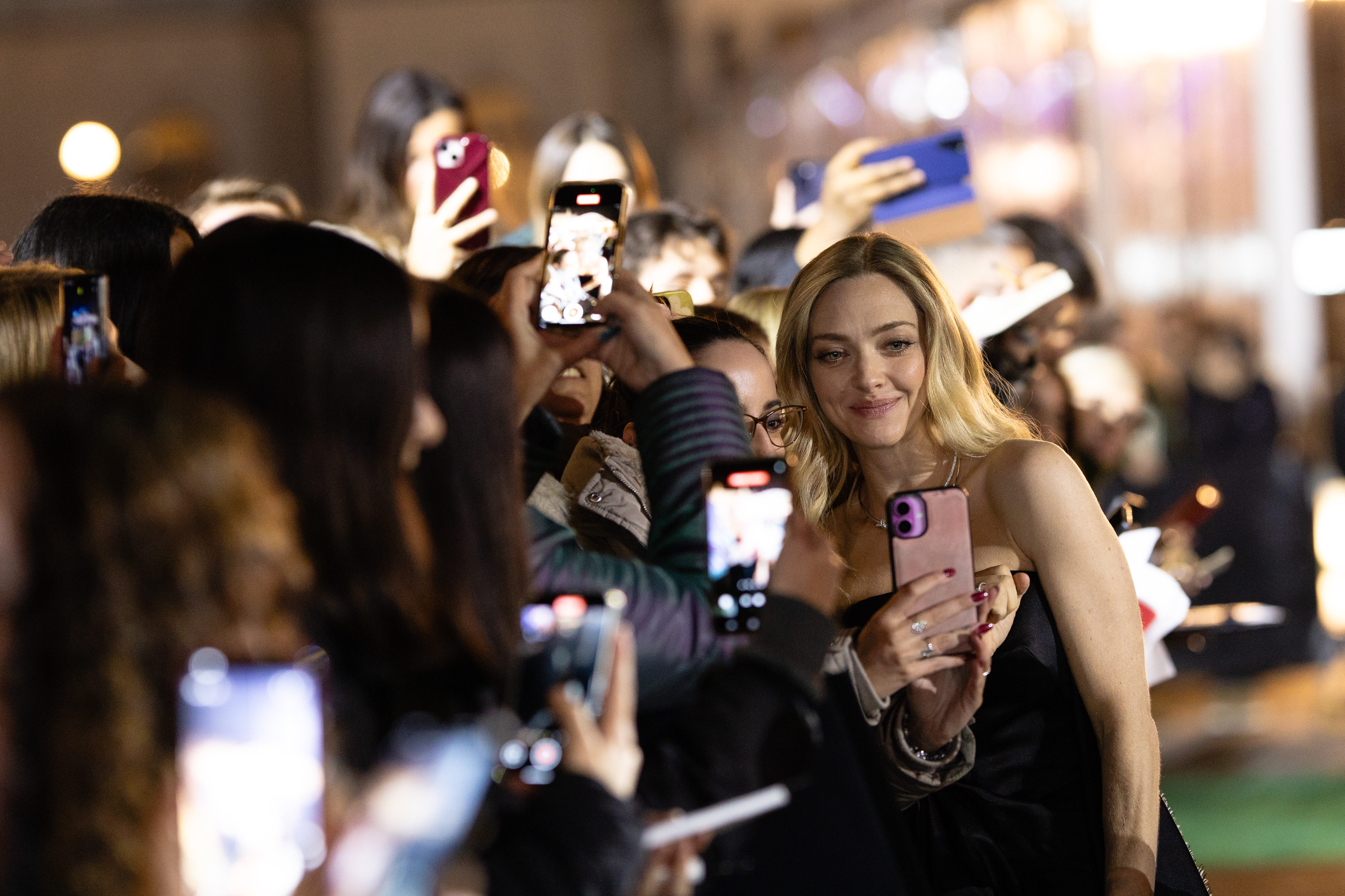 Amanda Seyfried auf dem grünen Teppich ZFF 25
