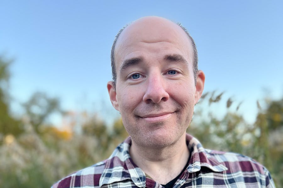 Photo of Elliott Bowen