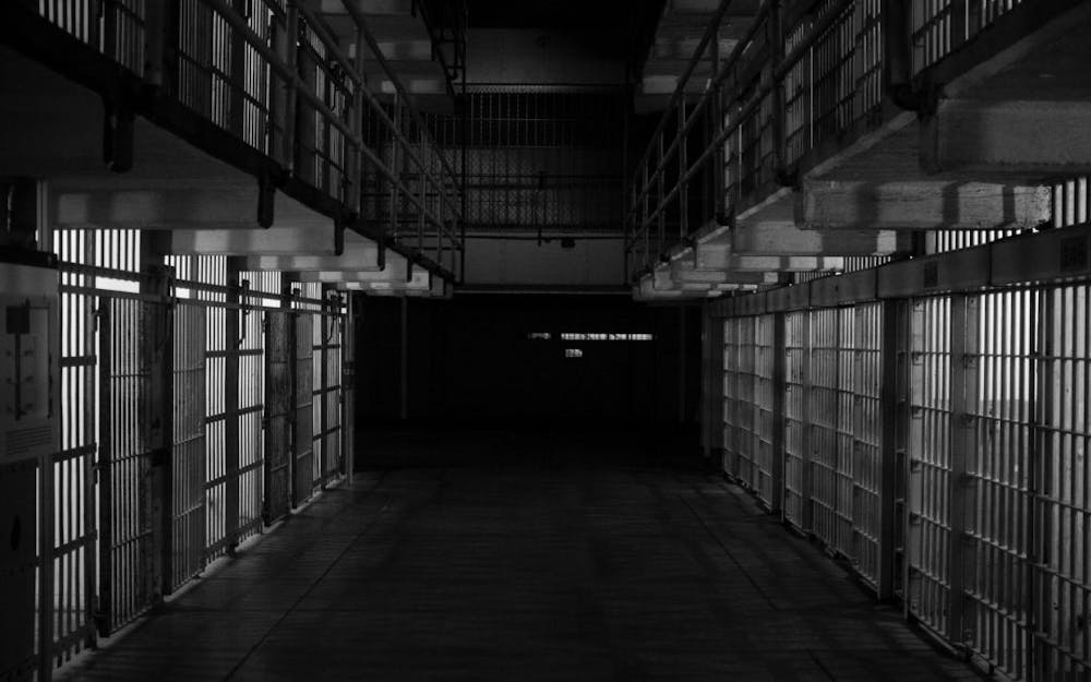How Does a Wife Bail Her Husband Out of Jail in Santa Barbara?