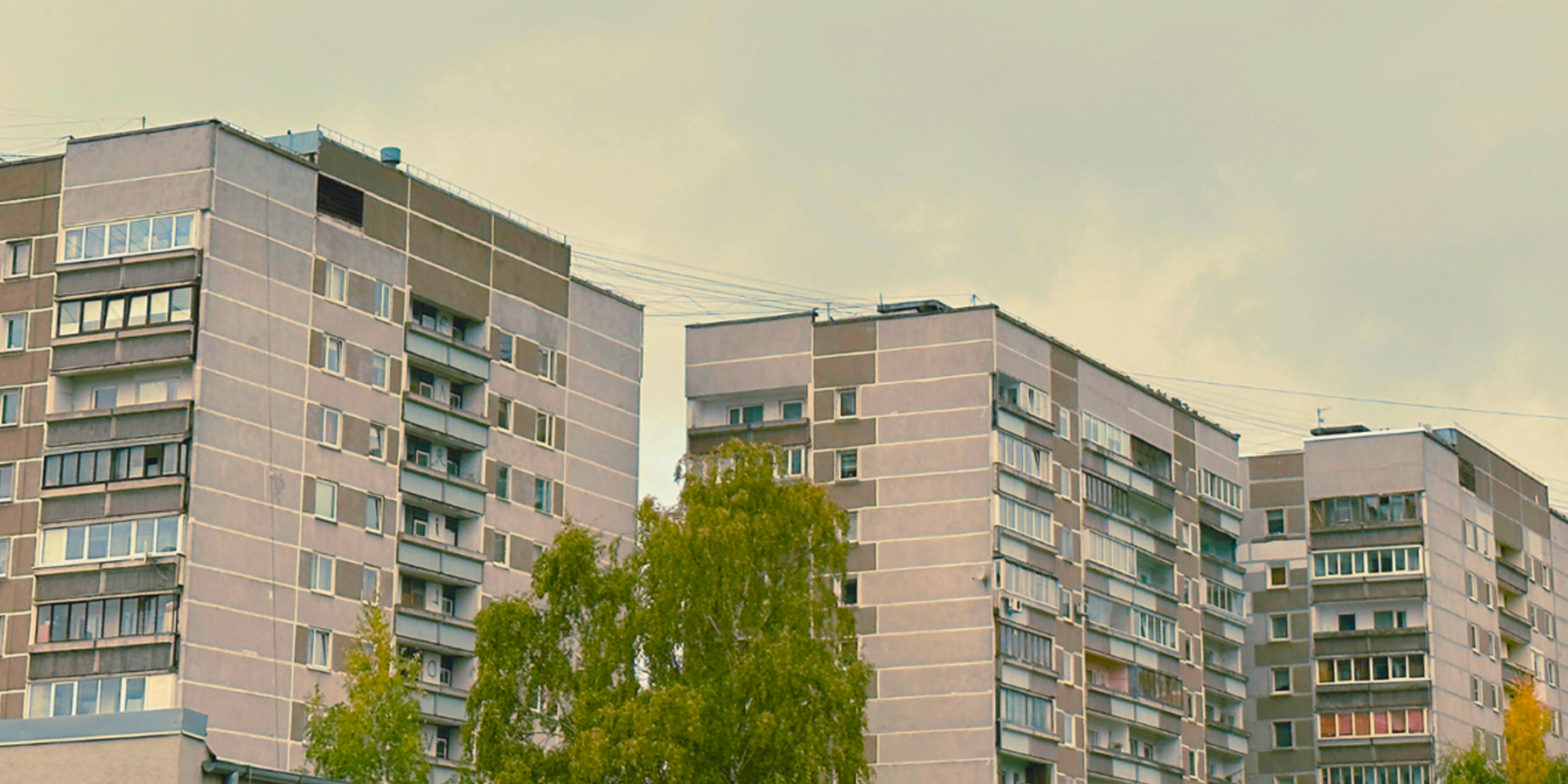 Daudzdzīvokļu māju sērijas Latvijā: vēsture, veidi un salīdzinājums