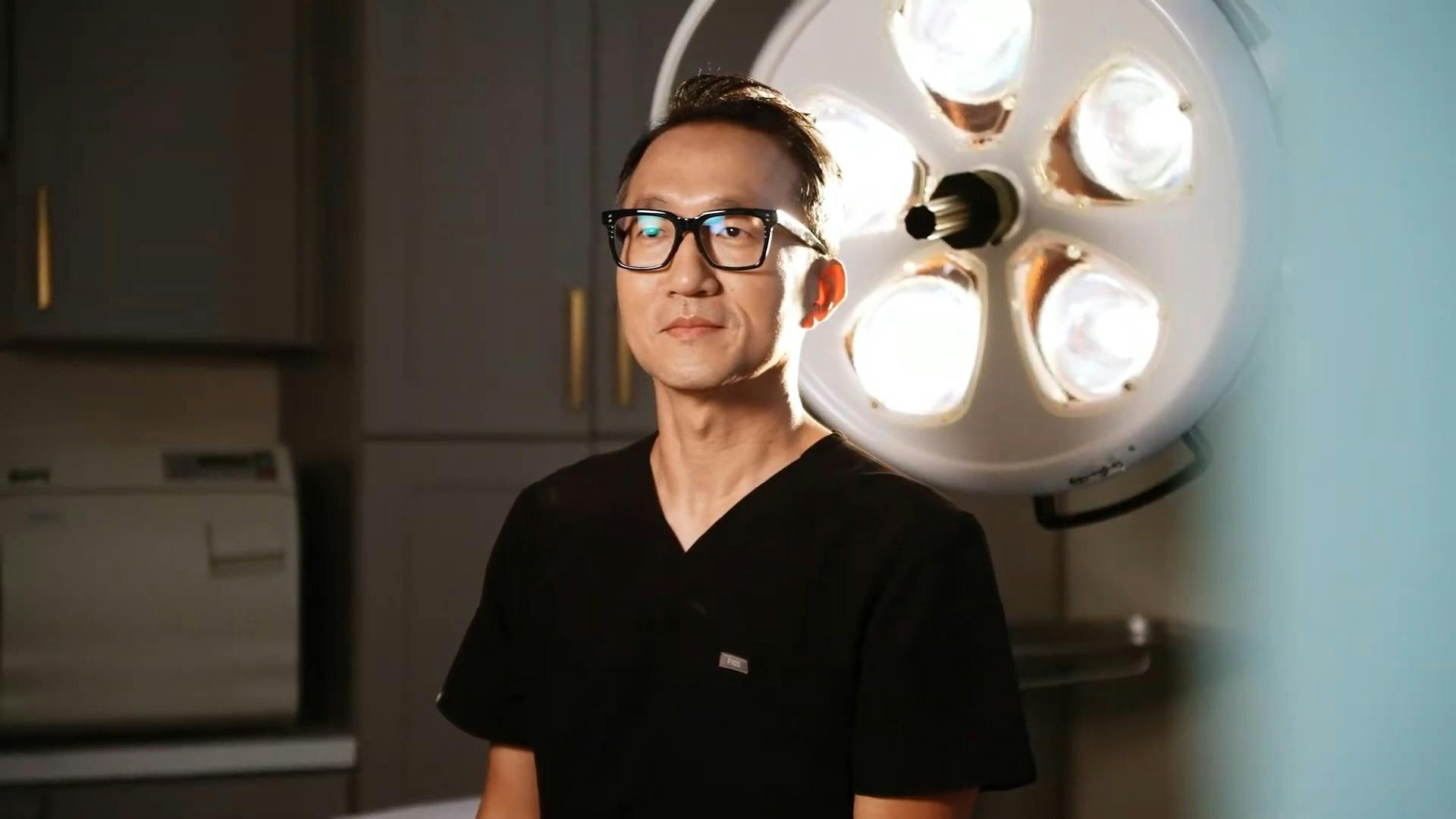 Dr. David Kahng
