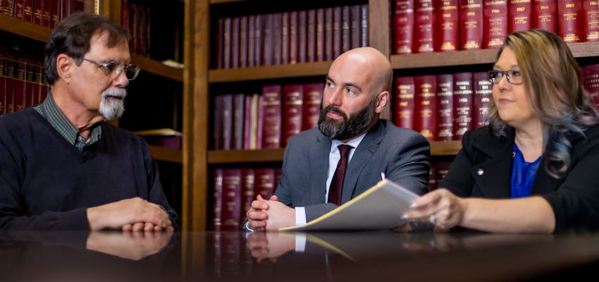 Divorce Attorney Robert J. Hanauer Working with Clients