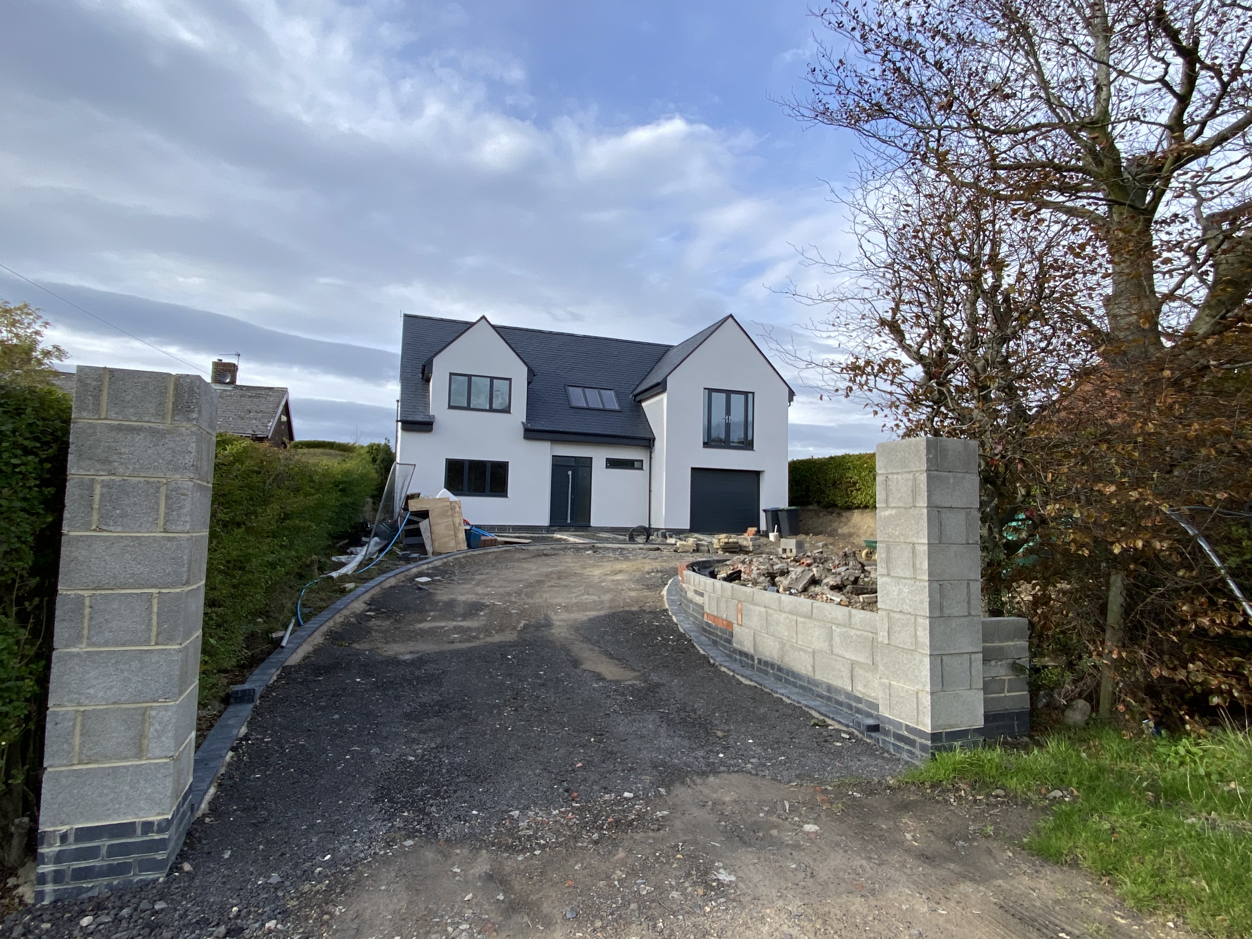 The Hill, Dipton
