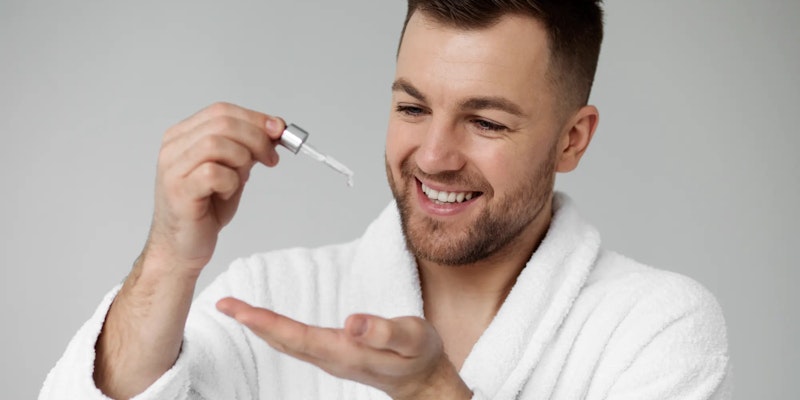 Minoxidil: para que serve, como usar e efeitos colaterais