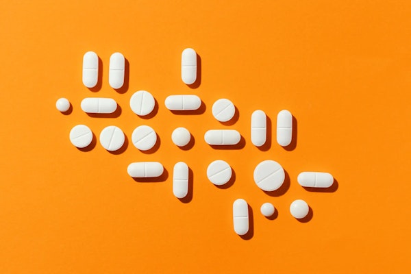 Clonazepam: para que serve, como tomar e bula