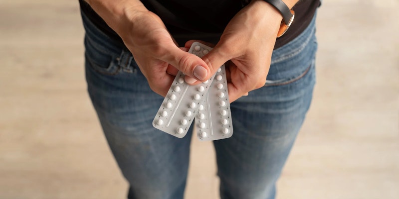 Orlistate: Bula, como tomar e efeitos colaterais