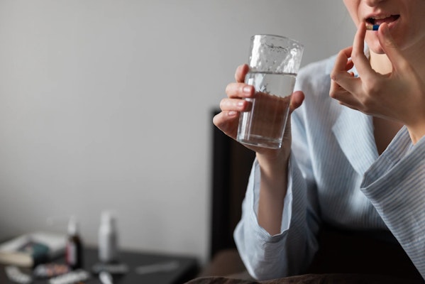 Fluconazol: para que serve, como tomar e efeitos colaterais