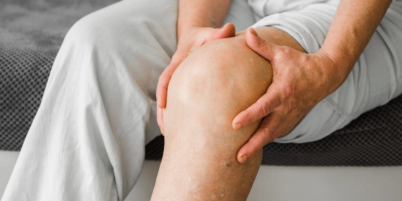 Doença de Charcot-Marie-Tooth: sintomas e causas