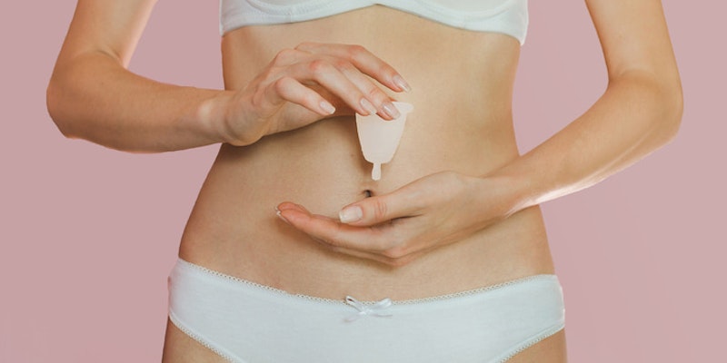 Corrimento branco leitoso: o que pode ser e como tratar?