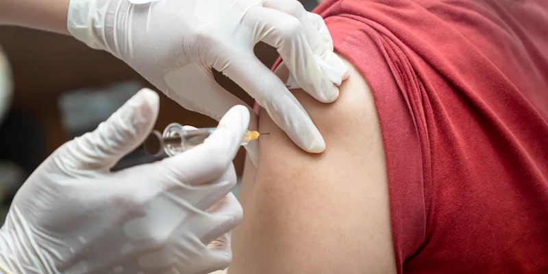 Tétano: o que você precisa saber para reconhecer os sinais e agir com rapidez