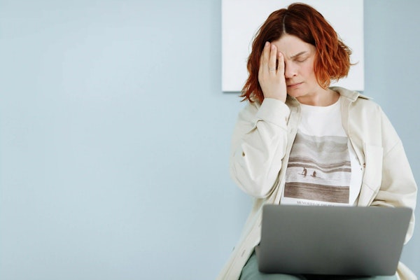 Burnout em 2025: como reconhecer os sinais e proteger sua saúde mental