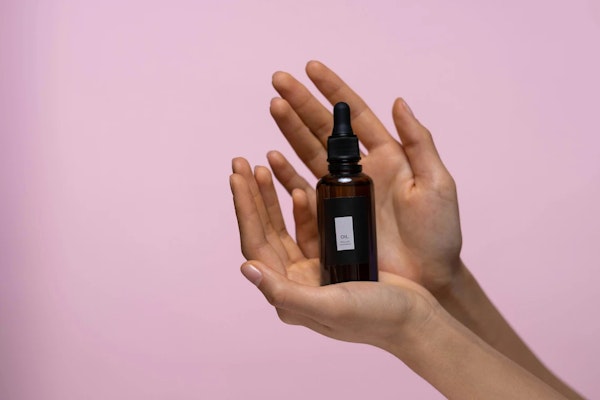 Descubra os Benefícios do Retinol para uma Pele Incrível