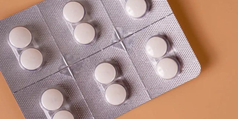 Torsilax: para que serve, efeitos colaterais e contraindicações