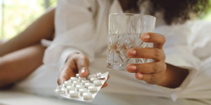 Efeitos colaterais do Alginac: tudo o que você precisa saber antes de usar