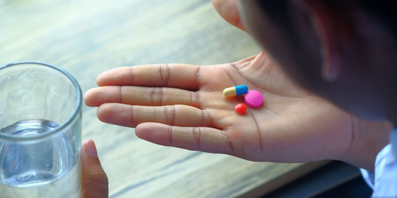 Efeitos colaterais do levetiracetam: um guia sobre o que é normal e quando buscar ajuda